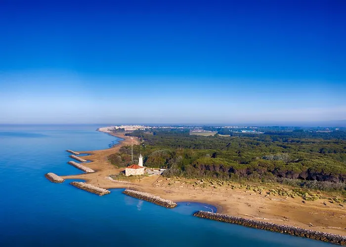 Townhouse With Private Garden