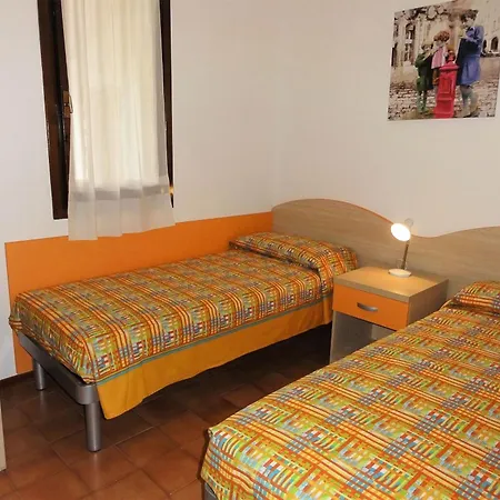 וילה Townhouse With Private Garden *