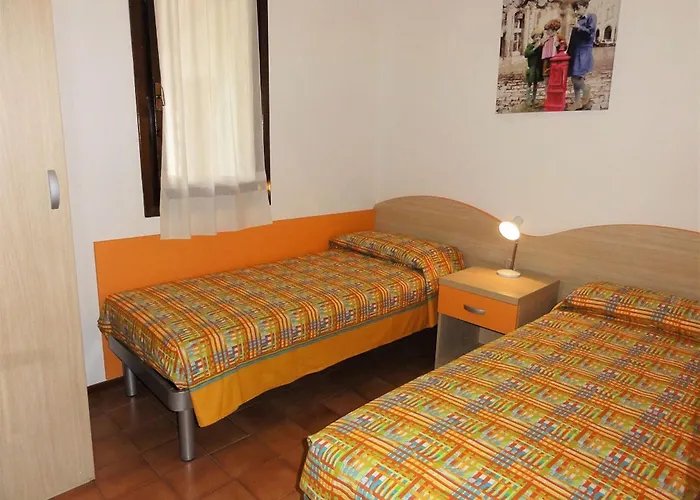 Villa Townhouse With Private Garden *